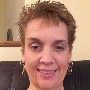 Meet your Posher, Stacy